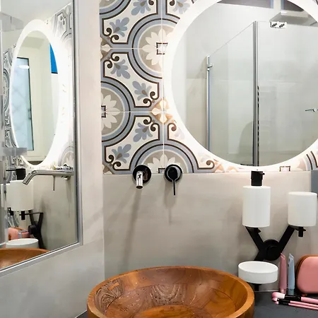 The Nest - New Opening * Rom