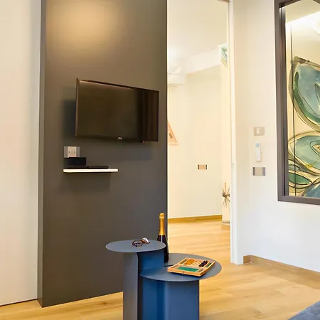 The Nest - New Opening * Rom